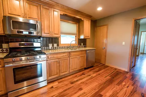 314 5th St, Gladbrook, IA 50635 photo 14