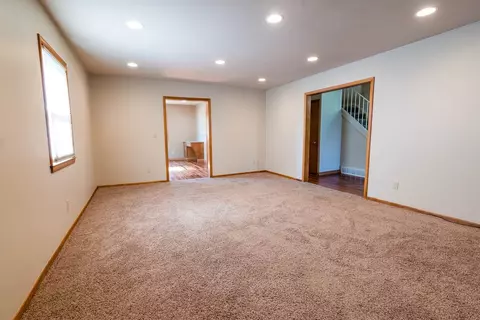 314 5th St, Gladbrook, IA 50635 photo 9