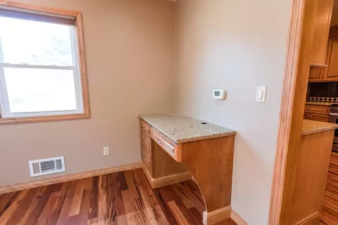 314 5th St, Gladbrook, IA 50635 photo 20