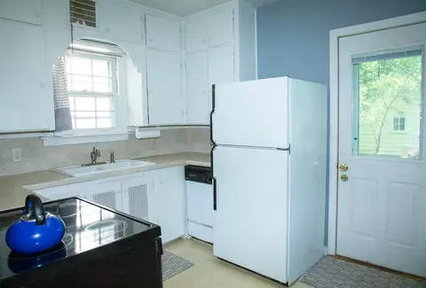 115 Bertch Ave, Waterloo, IA 50702 photo 9