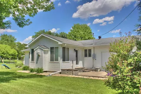 110 Hillside Dr, Sumner, IA 50674 photo 20