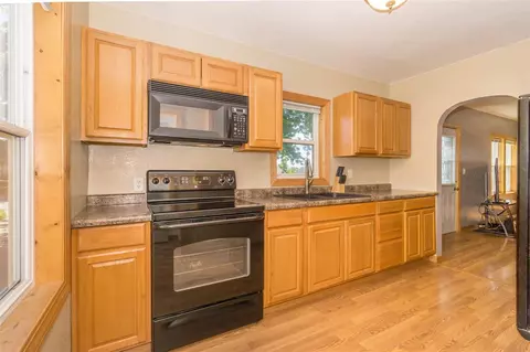 840 Maxwell St, Waterloo, IA 50701 photo 9