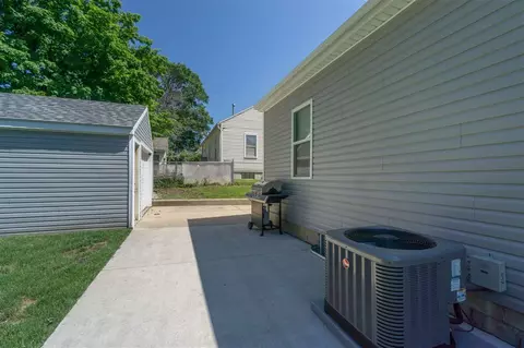 840 Maxwell St, Waterloo, IA 50701 photo 19