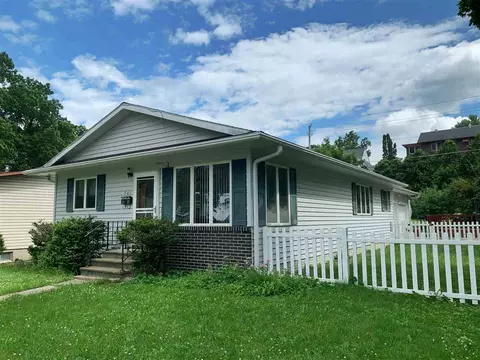 701 E Main St, Decorah, IA 52101 photo 20