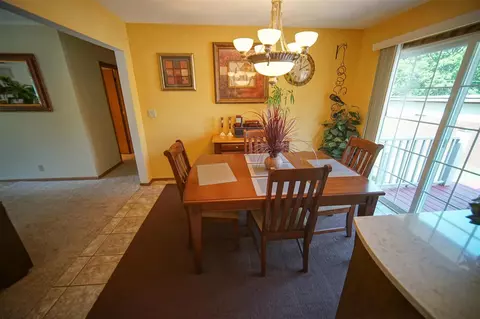 341 Longview Dr, Waterloo, IA 50701 photo 11