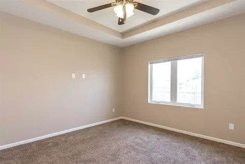 4110 Mockingbird Ln, Waterloo, IA 50702 photo 12