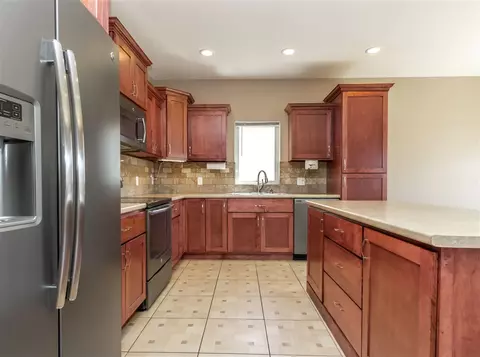 4110 Mockingbird Ln, Waterloo, IA 50702 photo 11