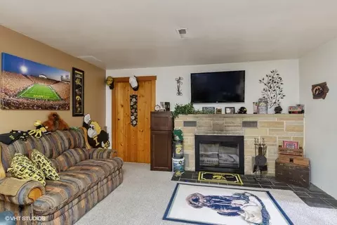 410 E Mitchell Ave, Waterloo, IA 50701 photo 11