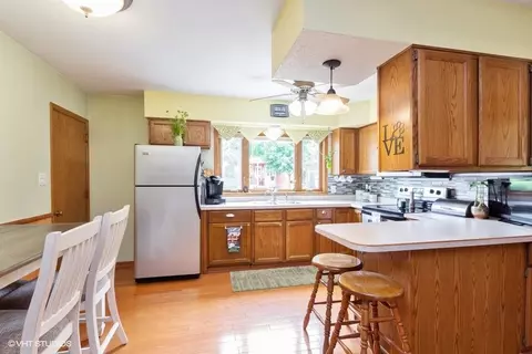 410 E Mitchell Ave, Waterloo, IA 50701 photo 6