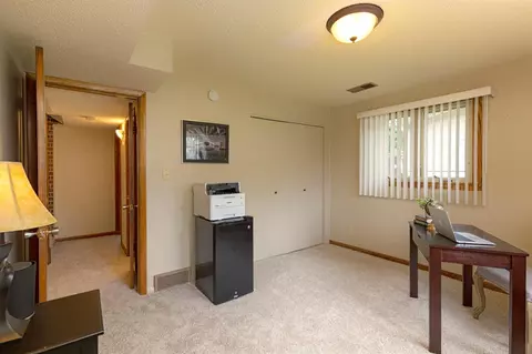 122 Devlin Cir, Cedar Falls, IA 50613 photo 22