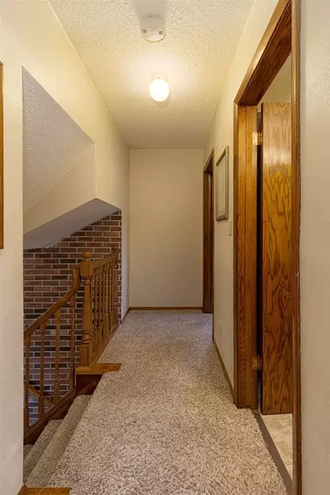 122 Devlin Cir, Cedar Falls, IA 50613 photo 13