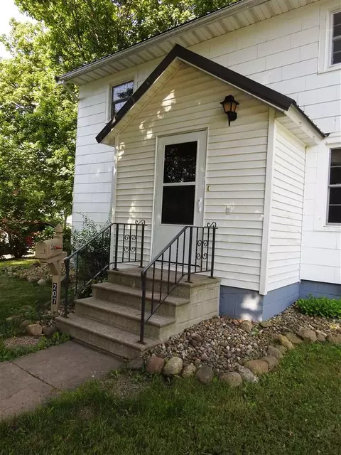 207 N Maple St, Sumner, IA 50674 photo 28