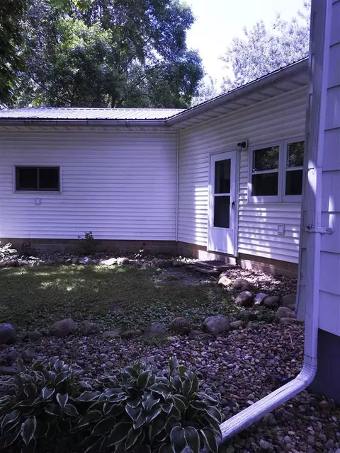 207 N Maple St, Sumner, IA 50674 photo 25