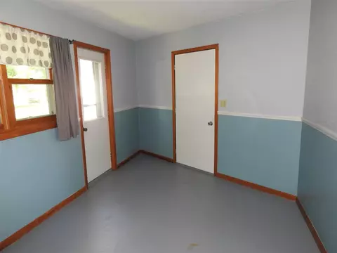 207 N Maple St, Sumner, IA 50674 photo 10