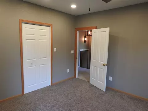 207 N Maple St, Sumner, IA 50674 photo 18