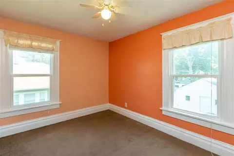 1204 Bertch Ave, Waterloo, IA 50702 photo 15