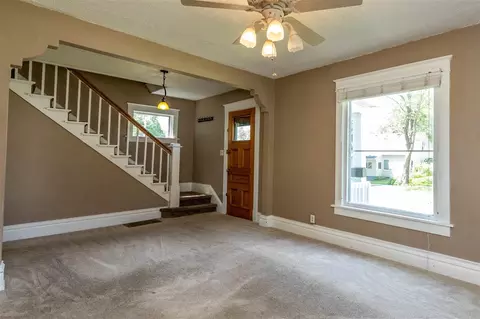 1204 Bertch Ave, Waterloo, IA 50702 photo 3