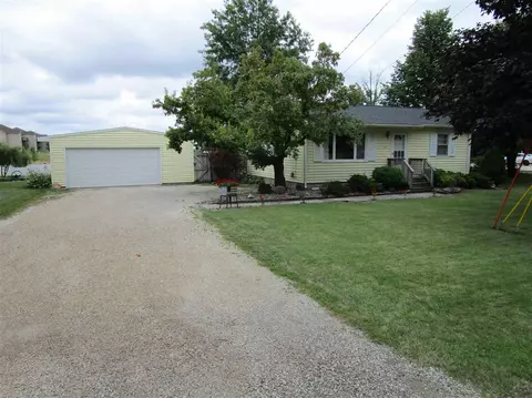 1019 Progress Ave, Waterloo, IA 50701 photo 1