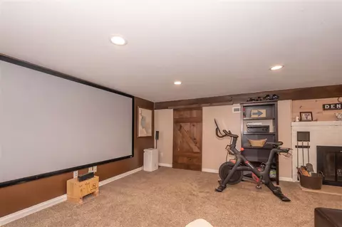 348 Ivanhoe Rd, Waterloo, IA 50701 photo 20
