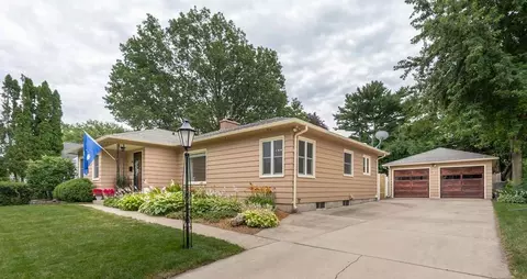 348 Ivanhoe Rd, Waterloo, IA 50701 photo 27