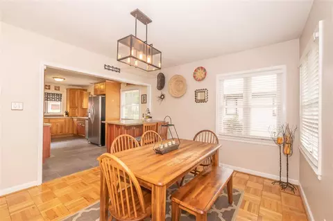 348 Ivanhoe Rd, Waterloo, IA 50701 photo 7