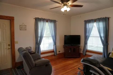 208 Hampton St, Rudd, IA 50471 photo 9