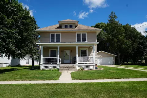 208 Hampton St, Rudd, IA 50471 photo 1
