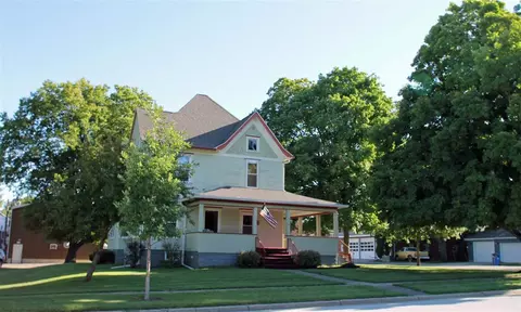 170 E Franklin St, Denver, IA 50622 photo 28