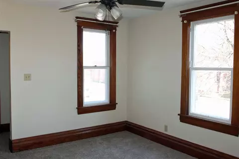 170 E Franklin St, Denver, IA 50622 photo 18