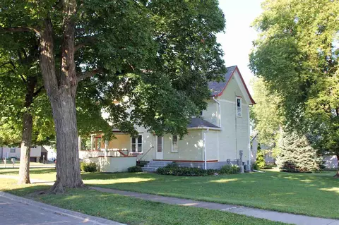 170 E Franklin St, Denver, IA 50622 photo 23