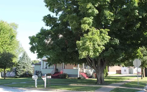 170 E Franklin St, Denver, IA 50622 photo 24