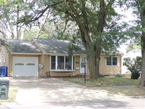 1521 E Mitchell Ave, Waterloo, IA 50702 photo 19