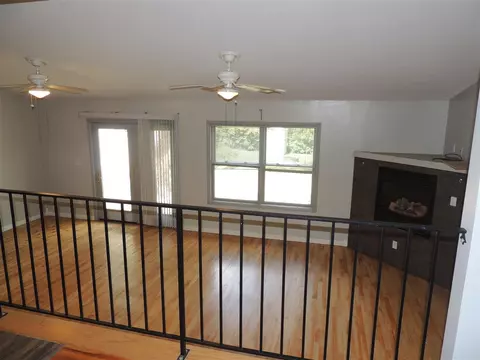 1521 E Mitchell Ave, Waterloo, IA 50702 photo 14