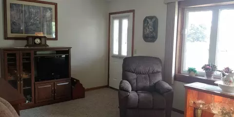 719 2nd St, Plainfield, IA 50666 photo 7
