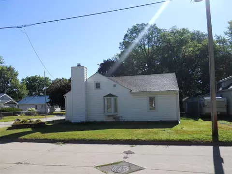 625 Upton, Waterloo, IA 50701 photo 3