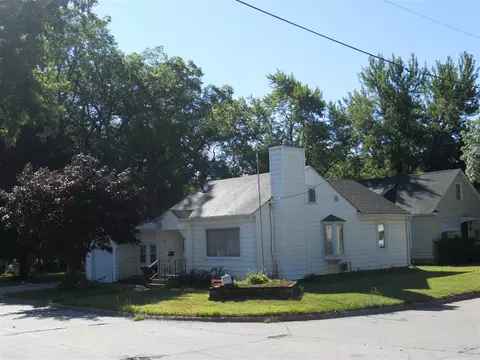 625 Upton, Waterloo, IA 50701 photo 1