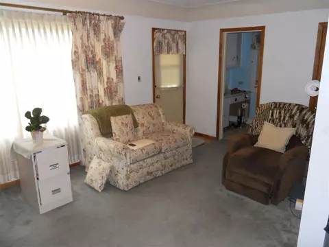 625 Upton, Waterloo, IA 50701 photo 4