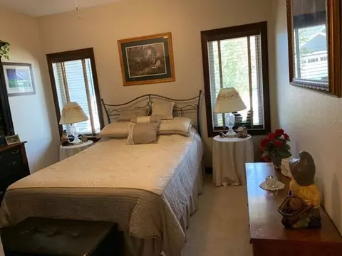 702 E Water St #3, Decorah, IA 52101 photo 11