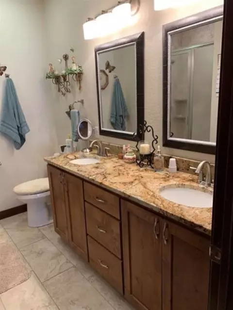 702 E Water St #3, Decorah, IA 52101 photo 9