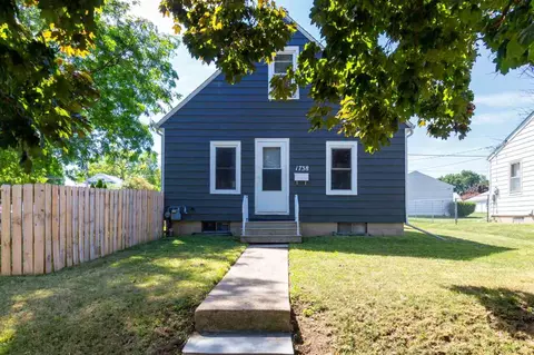 1738 Bertch Ave, Waterloo, IA 50702 photo 1