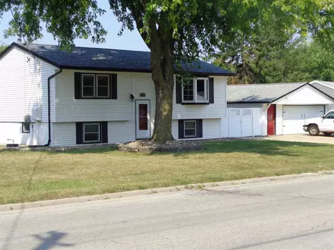 740 Progress Ave, Waterloo, IA 50701 photo 1