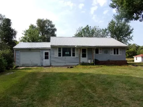 811 A, Sumner, IA 50674 photo 1