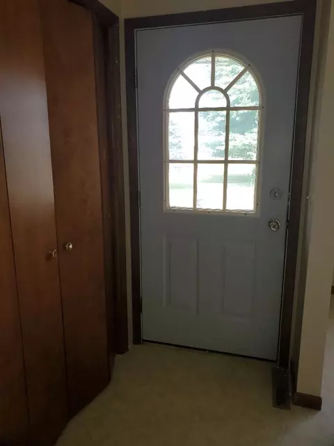 12615 Maple St, Eldorado, IA 52175 photo 8