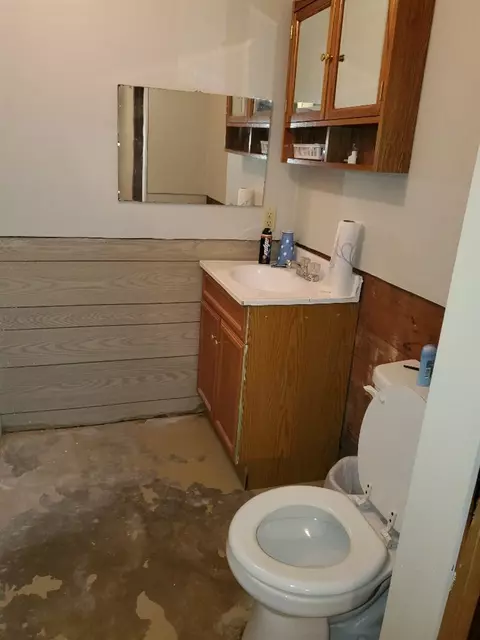 12615 Maple St, Eldorado, IA 52175 photo 24