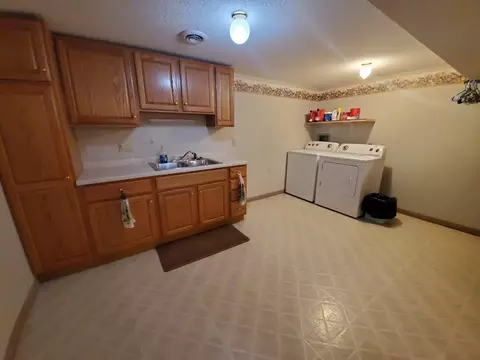 12615 Maple St, Eldorado, IA 52175 photo 25