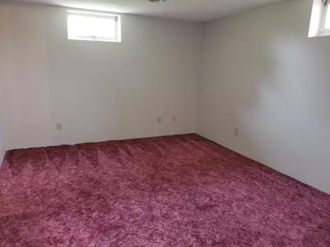 12615 Maple St, Eldorado, IA 52175 photo 23
