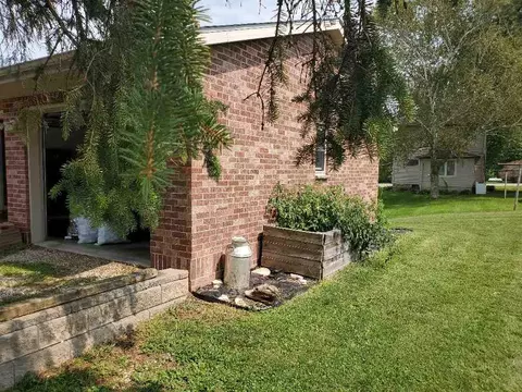 12615 Maple St, Eldorado, IA 52175 photo 6