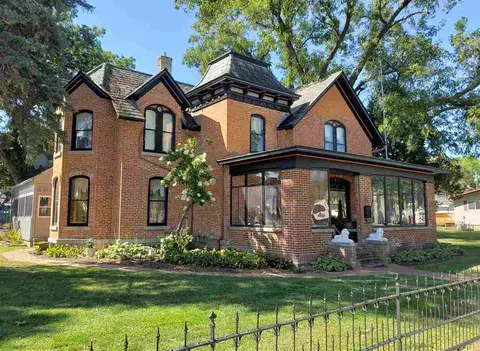 709 E Main St, Decorah, IA 52101 photo 1