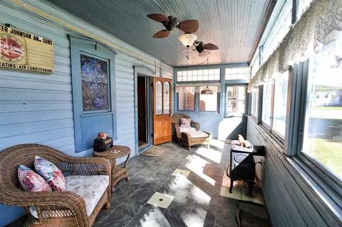 709 E Main St, Decorah, IA 52101 photo 19