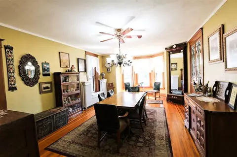 709 E Main St, Decorah, IA 52101 photo 9